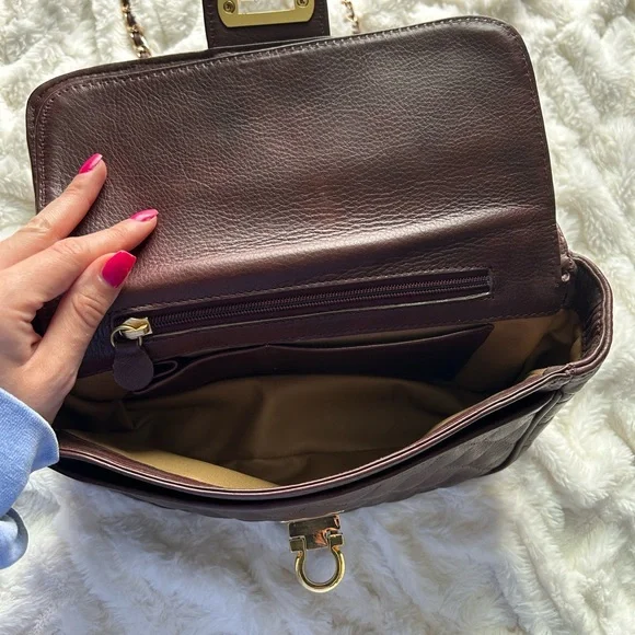 Quilted Leather Shoulder Bag - Brown - Picture 6 of 8